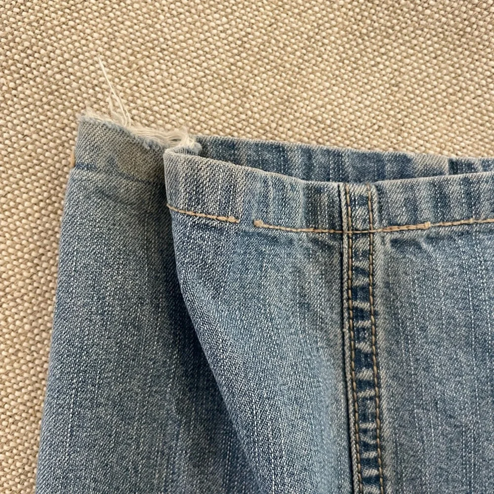 Hiltl ZE 500 Love Worn Organic Distressed 5-Pocket Denim Jean‎ Size 36 $195